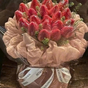 Bó Hoa Dâu Mộc Châu Vip