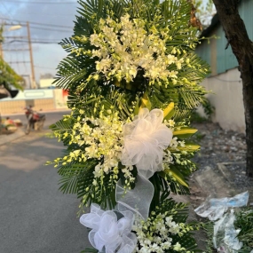 Kệ Hoa Chia Buồn Set 10